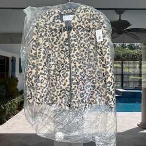 NWT Calvin Klein Faux Fur Cheetah Print Coat Size Large